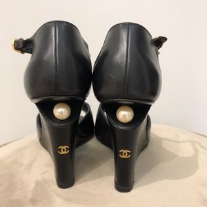Chanel wedges